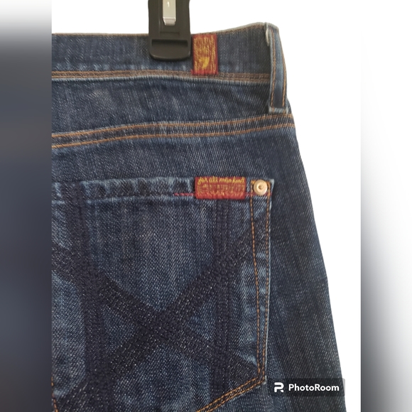 7 For All Mankind Crop/Capri Mia Jeans Size 30 EUC Dark Wash Jeans - Picture 8 of 9